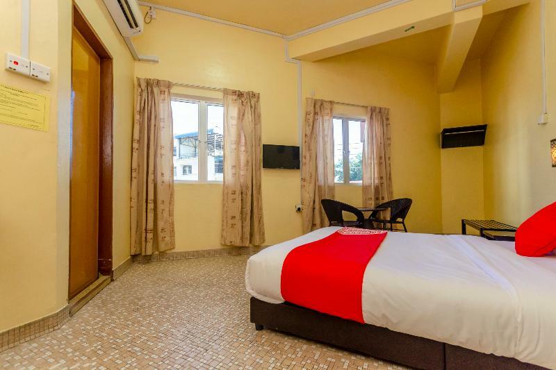 Oyo 703 Myra Hotel Mersing Bagian luar foto