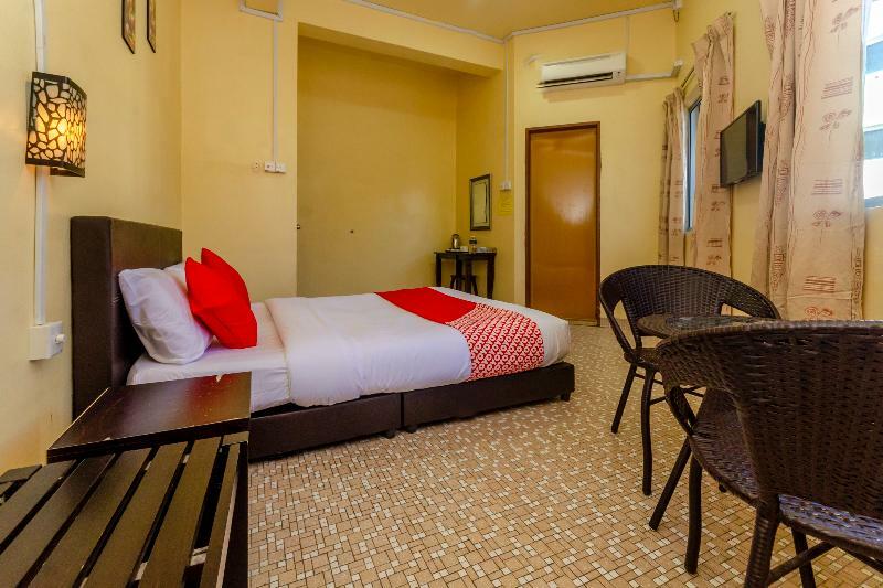 Oyo 703 Myra Hotel Mersing Bagian luar foto